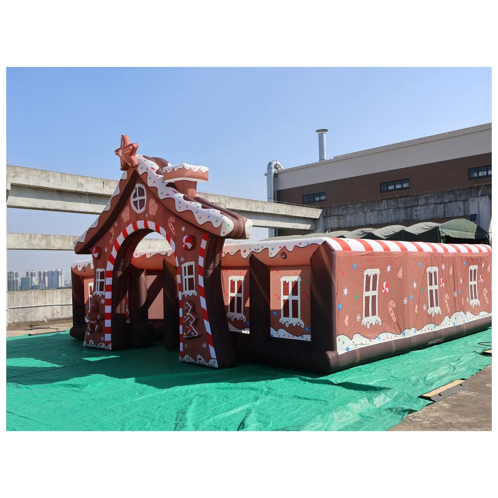 Large Gingerbread Inflatable M - Kids Outdoor Venues 评论和价格