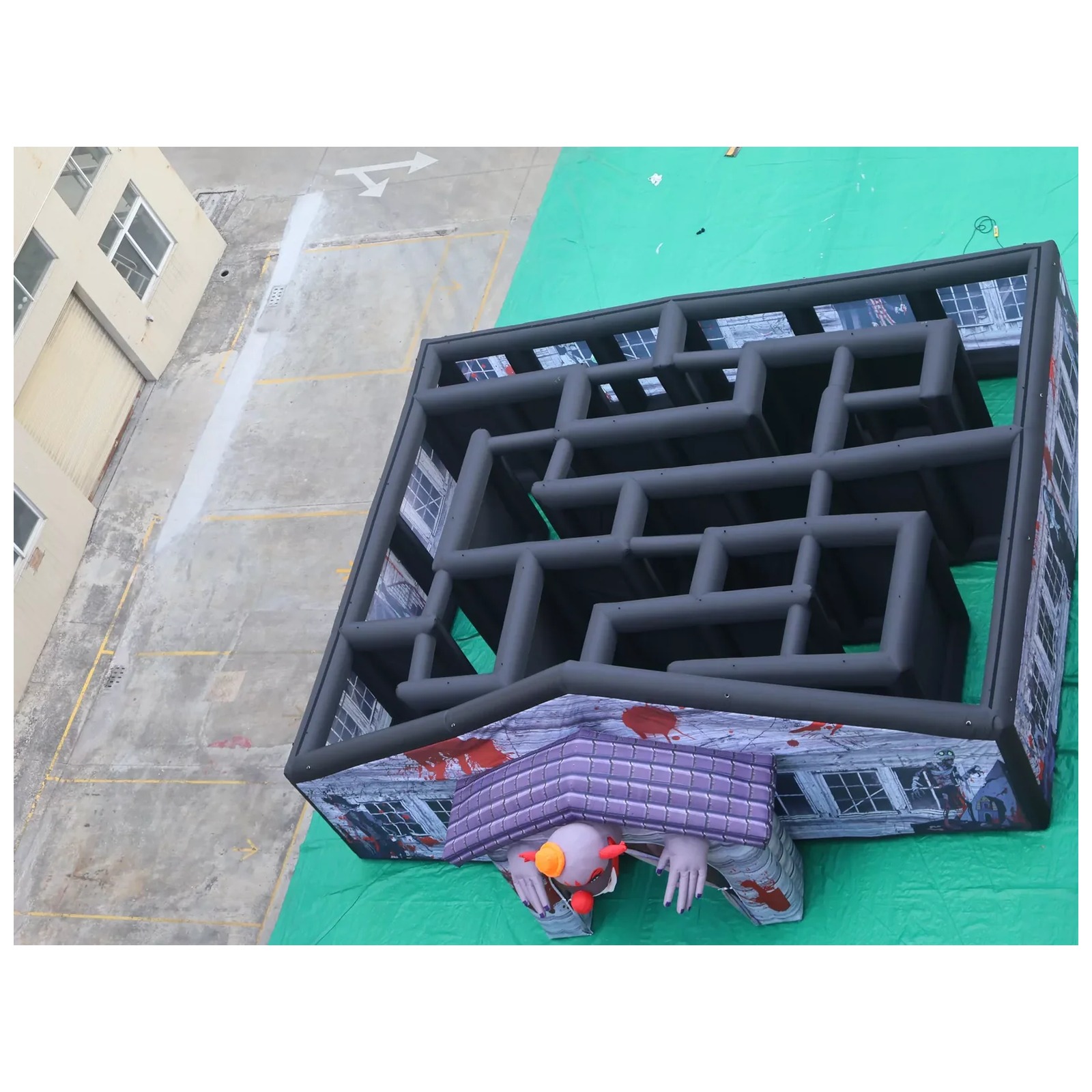 Large Gray Covered Inflatable  - Kids Outdoor Venues 评论和价格